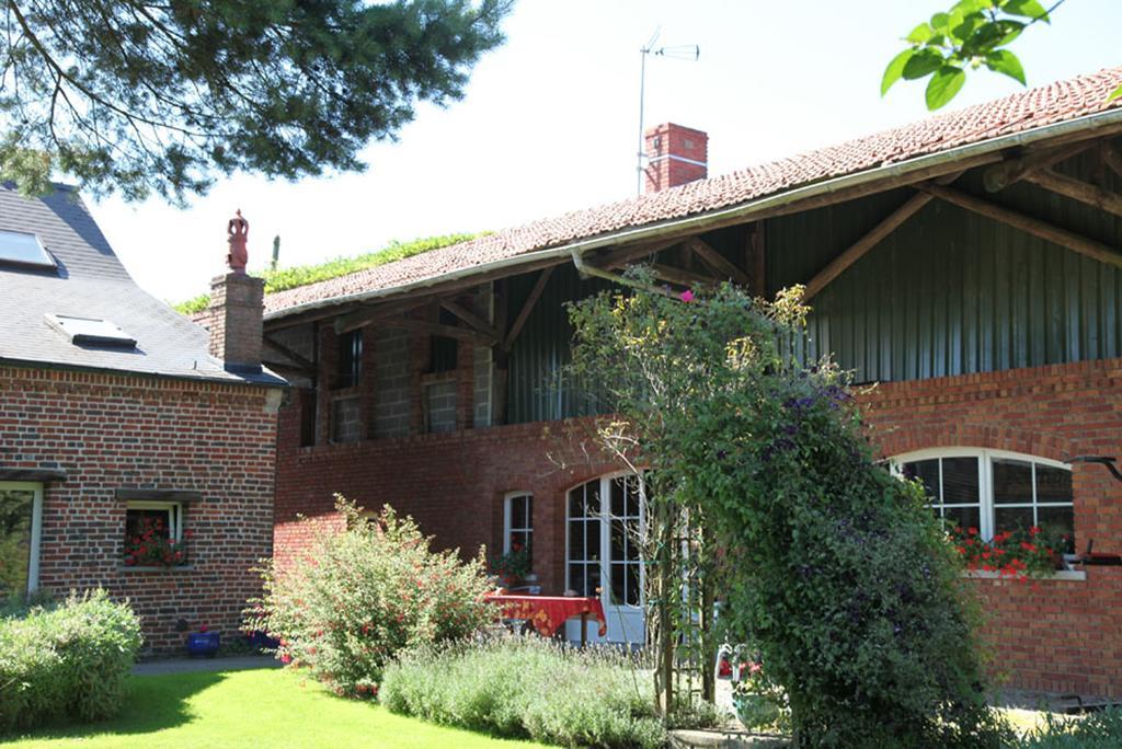 La Citadelle D'Hututu Bed & Breakfast Avesnes-sur-Helpe Exterior photo