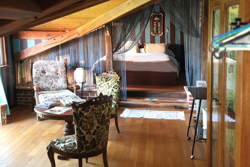 La Citadelle D'Hututu Bed & Breakfast Avesnes-sur-Helpe Room photo